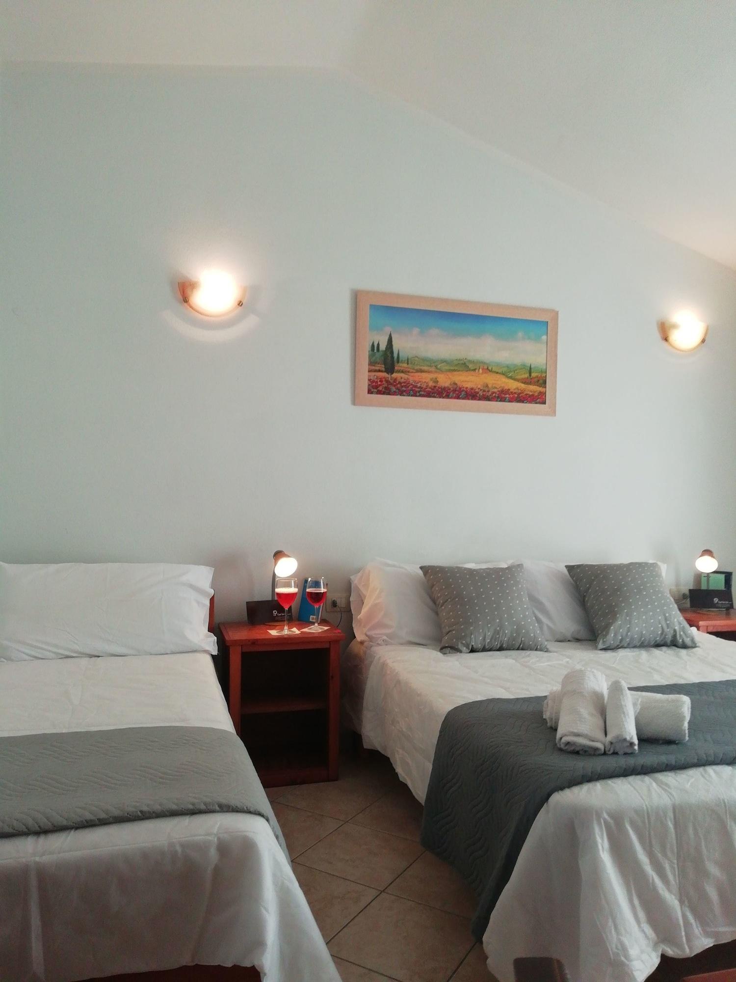Velasole Hotel 3*